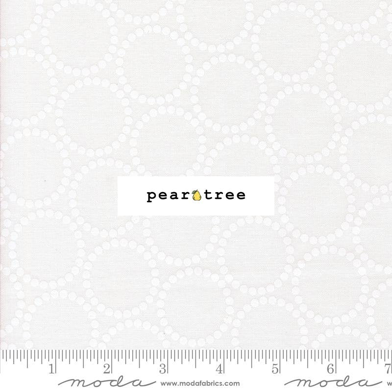 Moda Fabrics Snow White - Pearl Bracelet