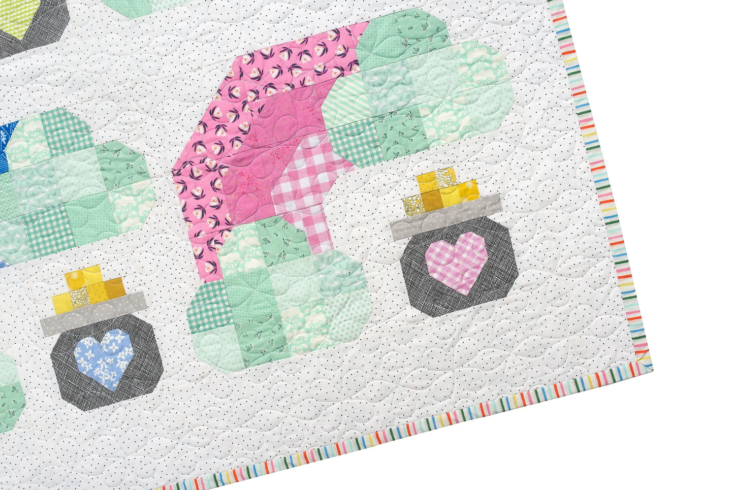Lucky Quilt Pattern By Pen And Paper Patterns - Printed Booklet | Quilt Patterns | Lucky