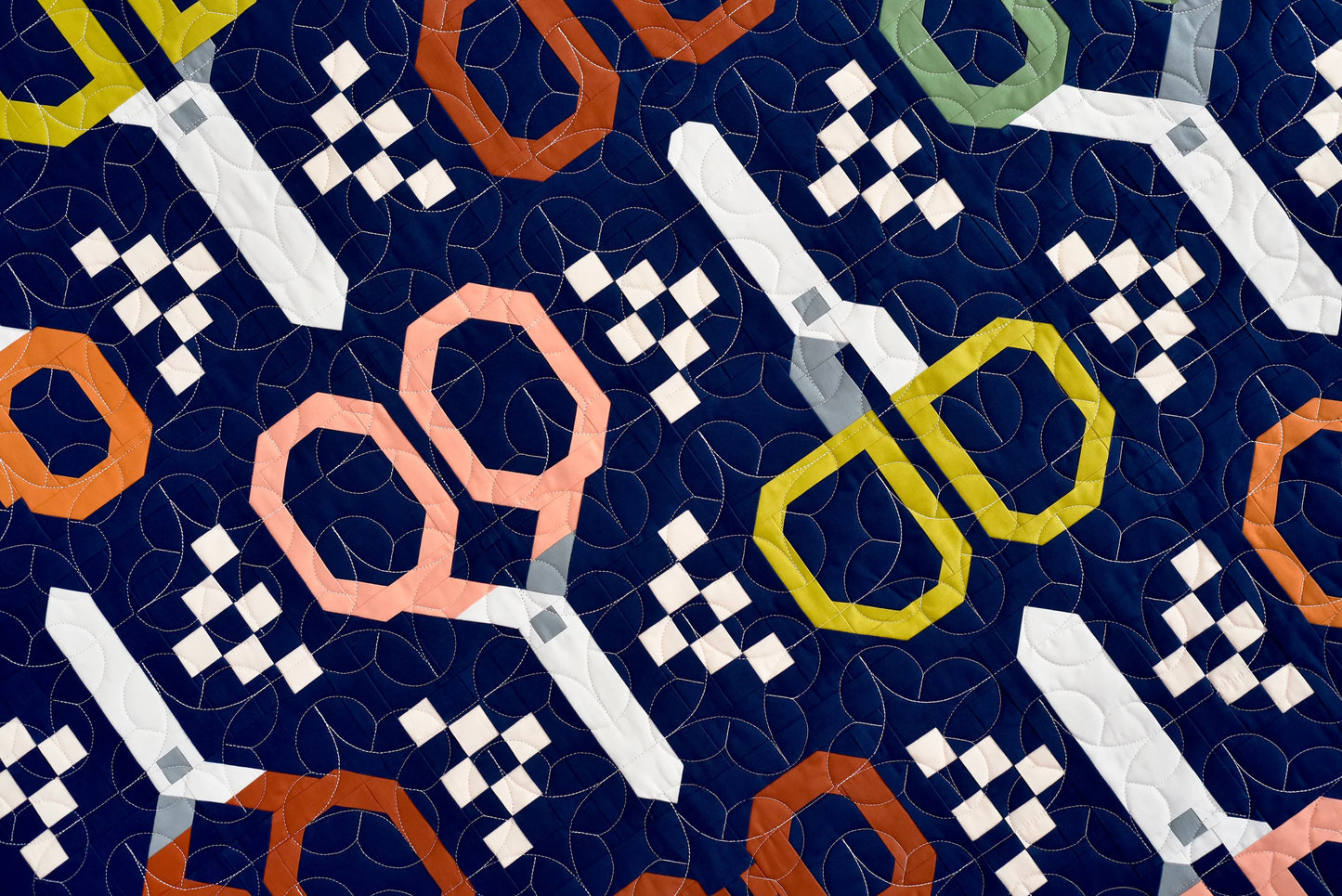 Stay Sharp Quilt Pattern By Pen And Paper Patterns - Printed Booklet | Quilt Patterns | Stay-Sharp